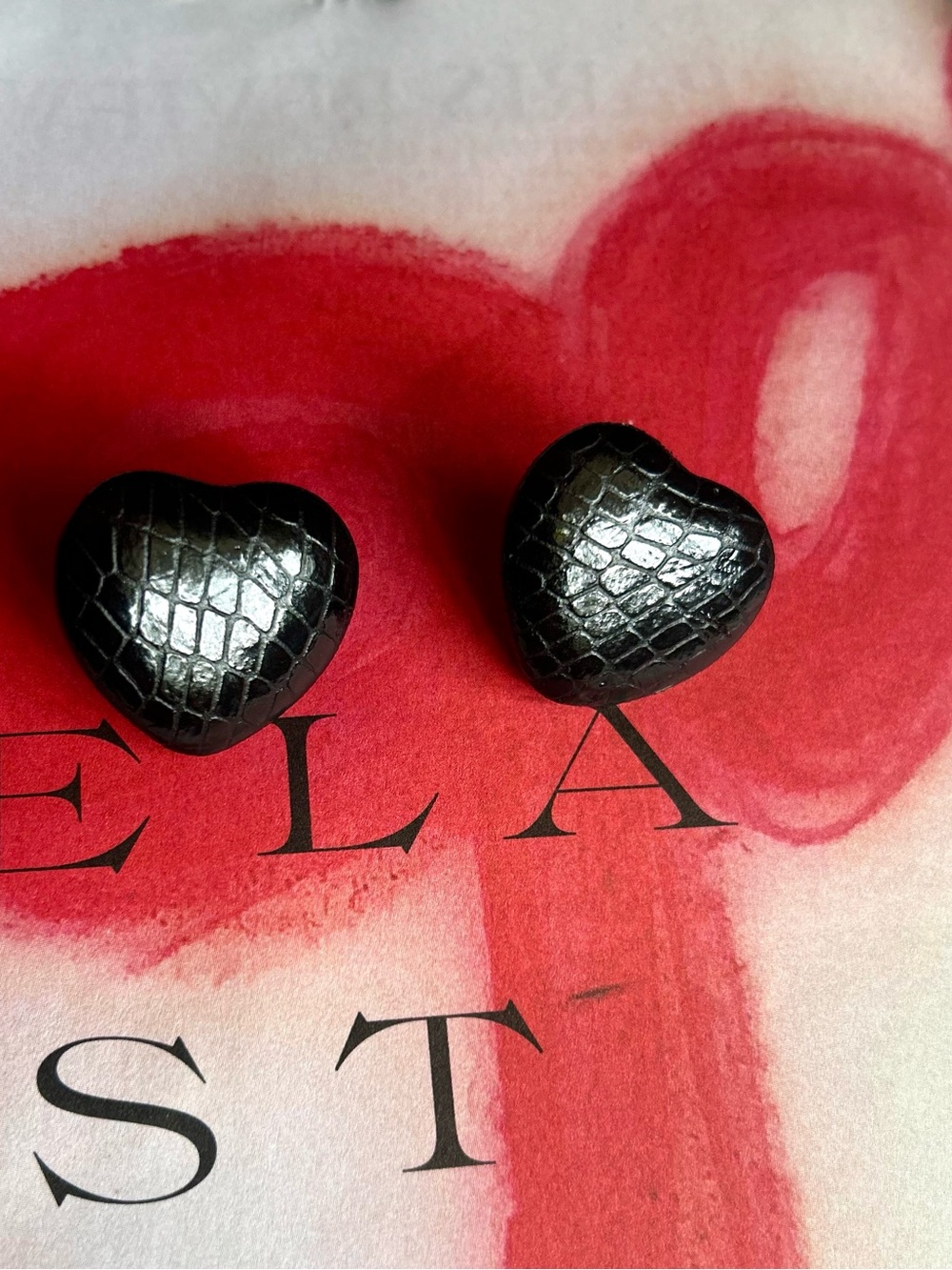 Vntg Black Leather Heart Earrings Stud Pierced Earrings